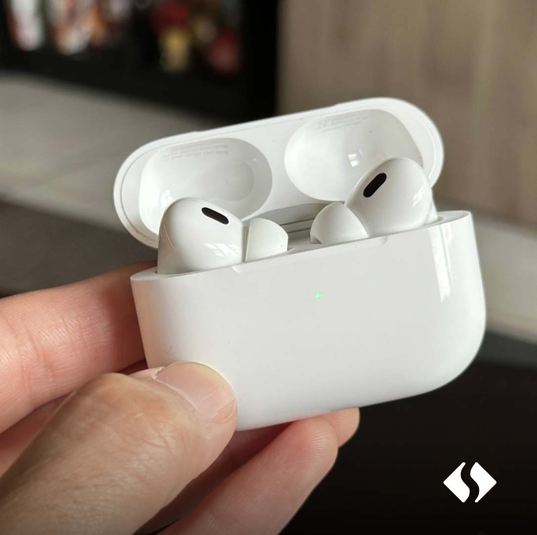 Airpods pro (2nd generation) iphone/wireless/samsung/white case